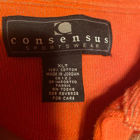 Consensus Sportswear Collared 3/4 Button Up Long Sleeve Shirt - Picture 5 of 5